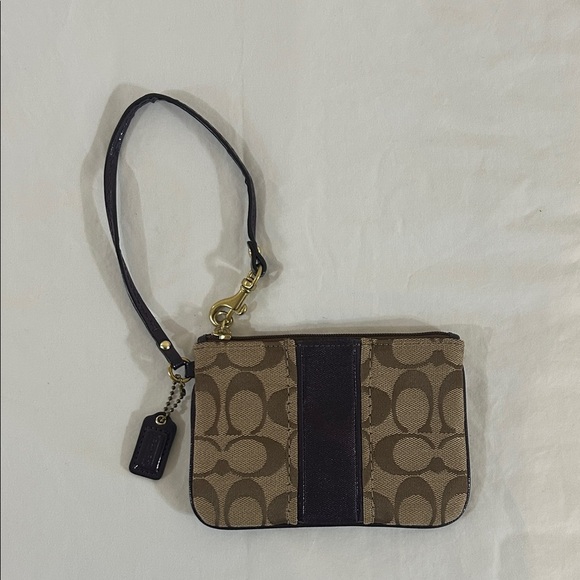 Coach Signature Small Wristlet Khaki/Purple F49174 - Picture 1 of 7